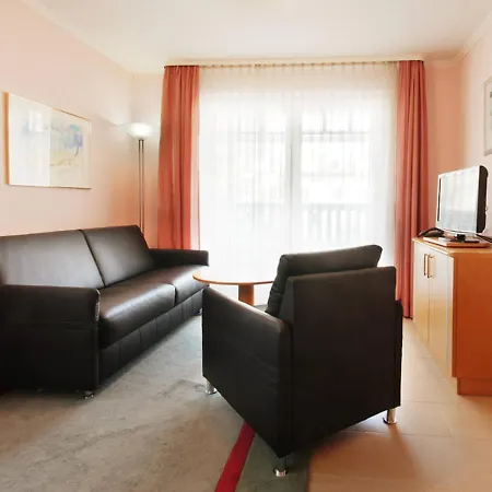 Strandvillen - Mit 1 Schlafzimmer Und Balkon Ah-562 Apartmán Binz